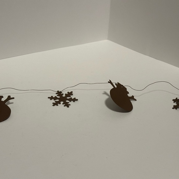 Rustic Metal Ornaments and Garland - Picture 15 of 16